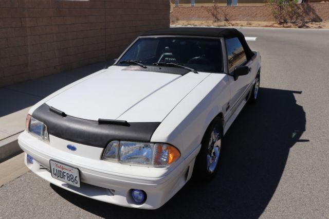 1993 Ford Mustang GT - photo 4
