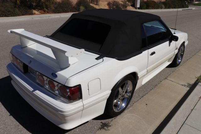 1993 Ford Mustang GT - photo 8