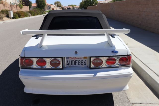 1993 Ford Mustang GT - photo 9