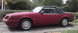 Mustang Convertible, 1985, V8 5-speed excellent for restoration/racing 1985 Ford Mustang convertible