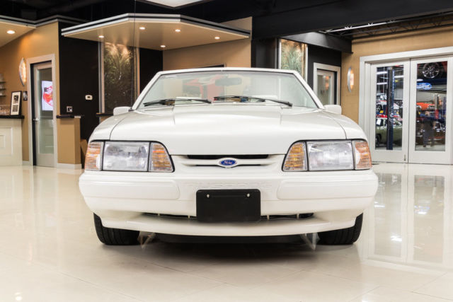 1993 Ford Mustang LX Convertible - photo 8