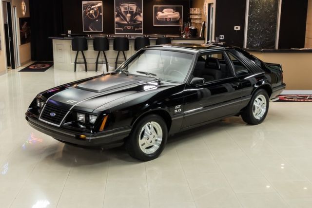 1983 Ford Mustang GT - photo 5