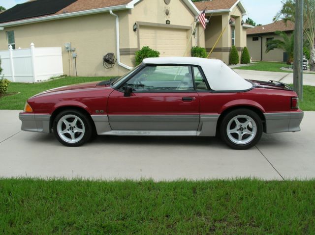 1990 Ford Mustang GT - photo 4