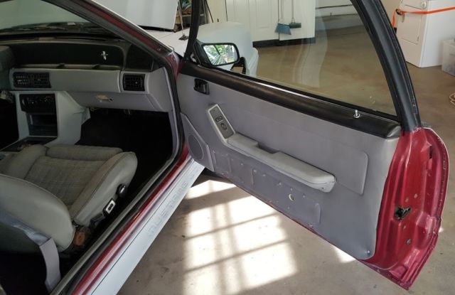 1993 Ford Mustang - photo 12