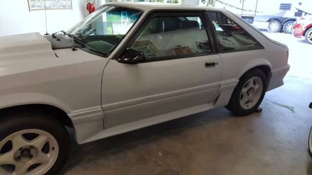1993 Ford Mustang - photo 3
