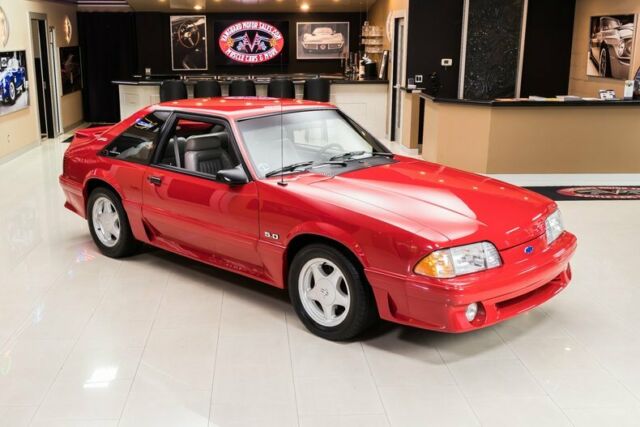 1991 Ford Mustang GT Hatchback - photo 9