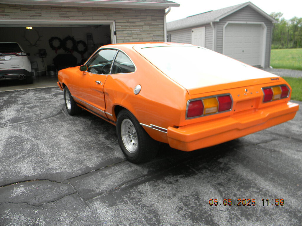 1977 Ford Mustang - photo 13