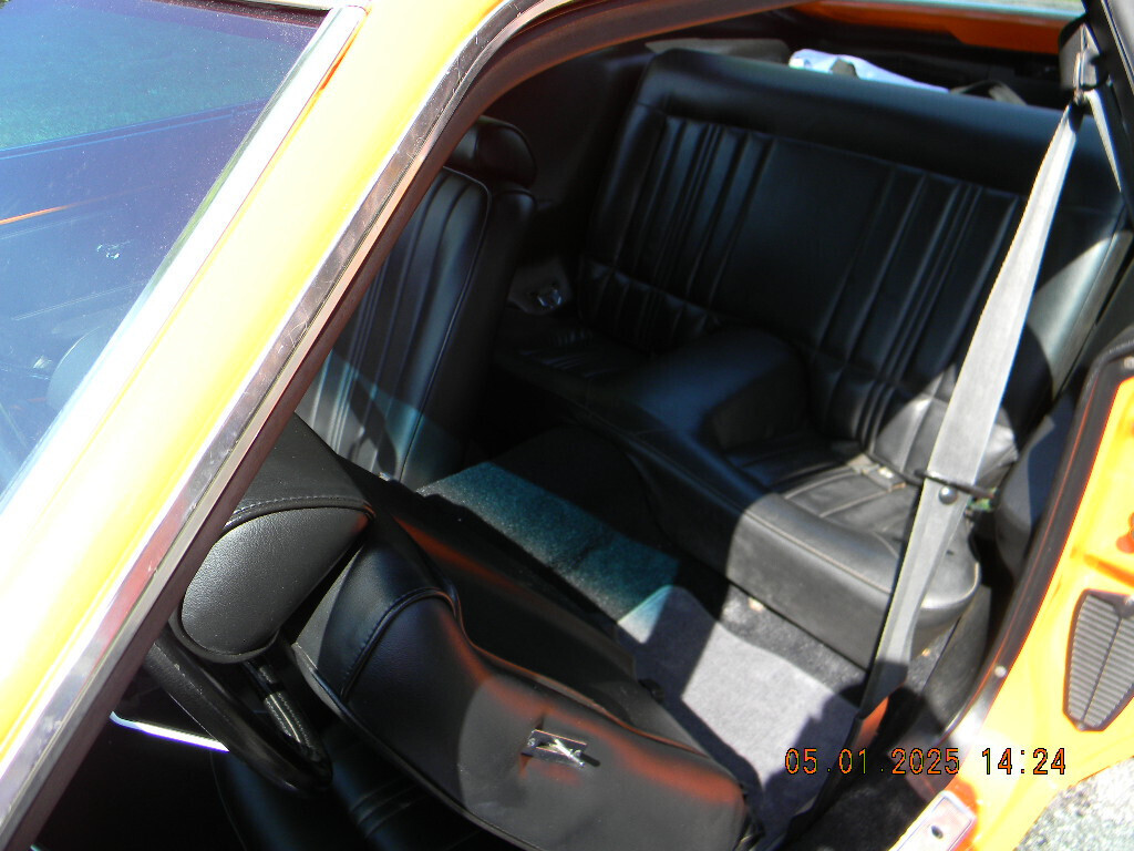1977 Ford Mustang - photo 3