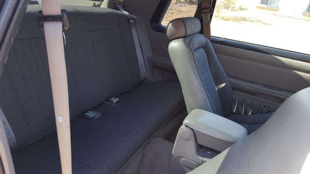 1991 Ford Mustang LX - photo 8