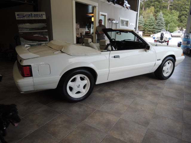 1993 Ford Mustang LX Convertible - photo 4