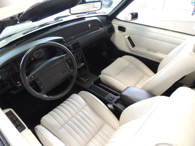 1993 Ford Mustang LX Convertible - photo 9