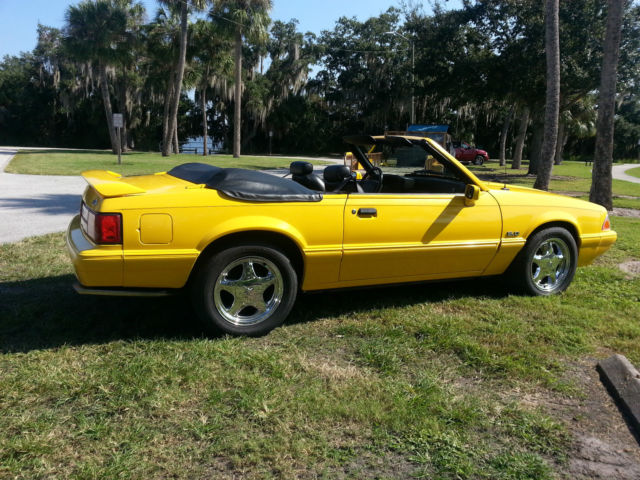 1993 Ford Mustang LX FEATURE - photo 9