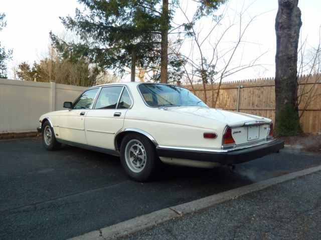 1985 Jaguar XJ6 - photo 3