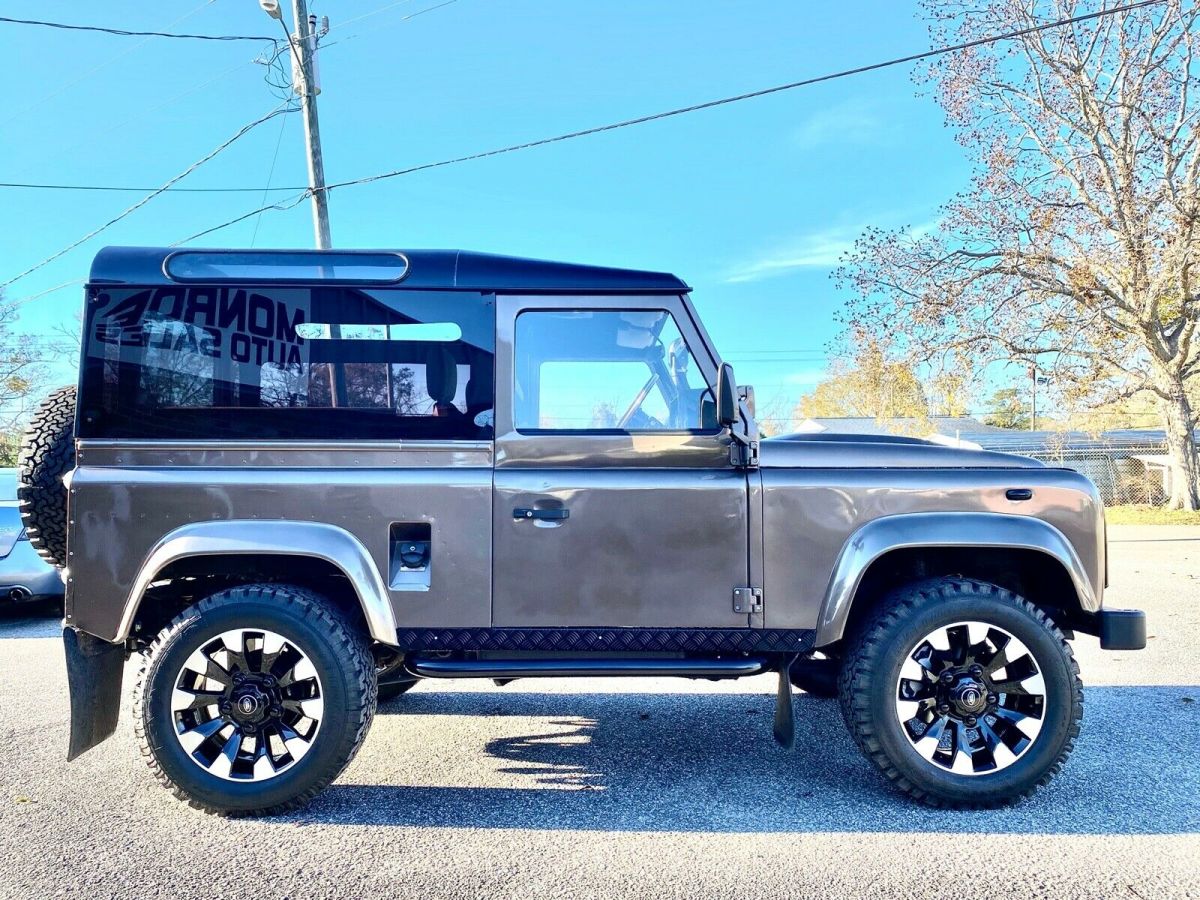 1991 Land Rover Defender