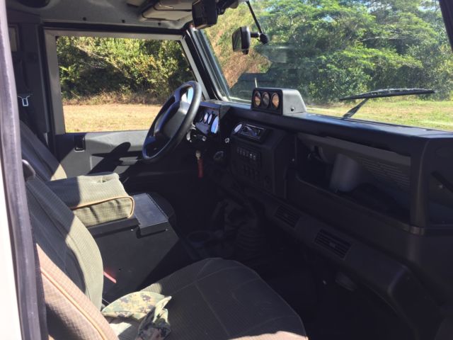 1993 Land Rover Defender - photo 11