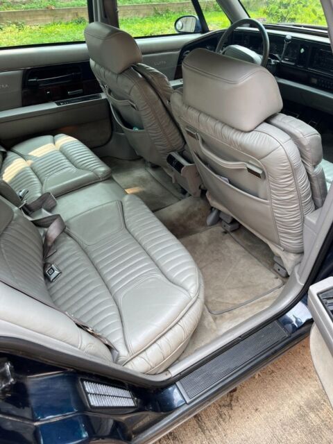 1993 Buick Park Avenue - photo 10