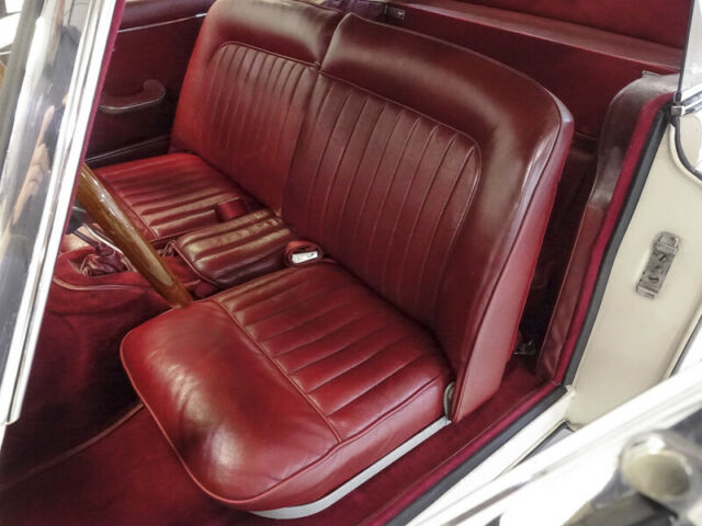 1958 Jaguar XK 150 Fixed Head Coupe - photo 7