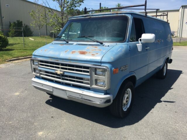 1986 Chevrolet G20 Van - photo 2