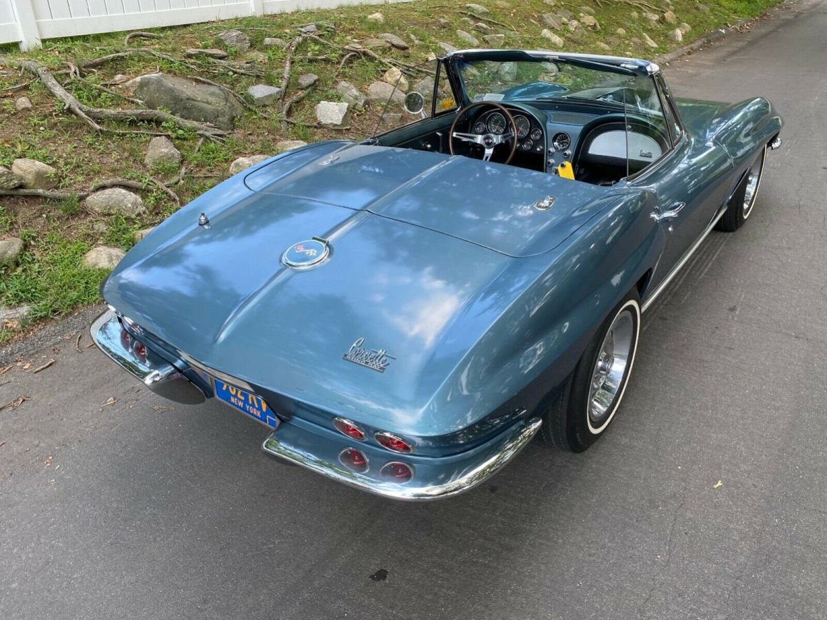 1967 Chevrolet Corvette Convertible - photo 3