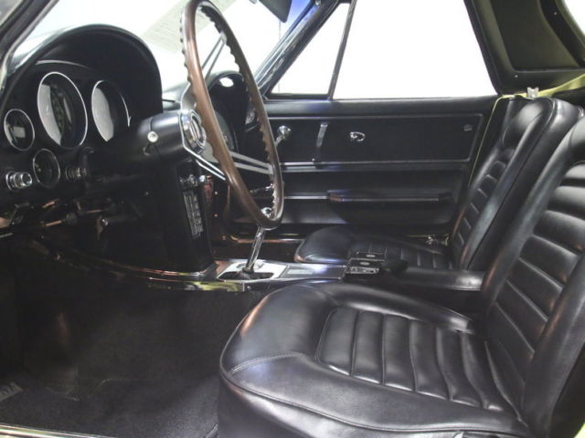 1966 Chevrolet Corvette - photo 3
