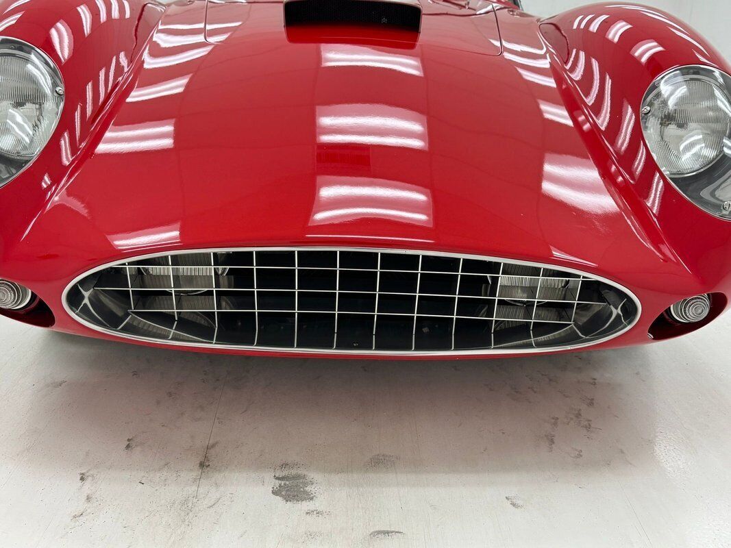 1960 Austin-Healey 100-6 Roadster - photo 9