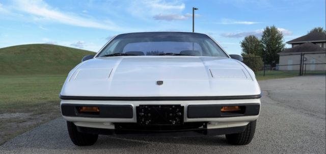 1984 Pontiac Fiero 2M4 - photo 2