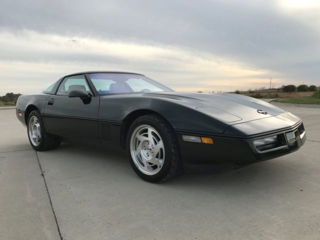1990 Chevrolet Corvette ZR-1 - photo 2
