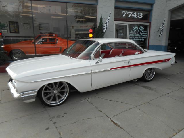Near perfect Super Sport Bubble Top 1961 Chevrolet Impala Super Sport