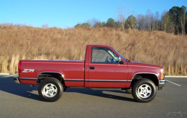 1992 Chevrolet C/K Pickup 1500 4X4 Z-71 SILVERADO TRIM SHORT BED REG CAB 4WD RIG - photo 6