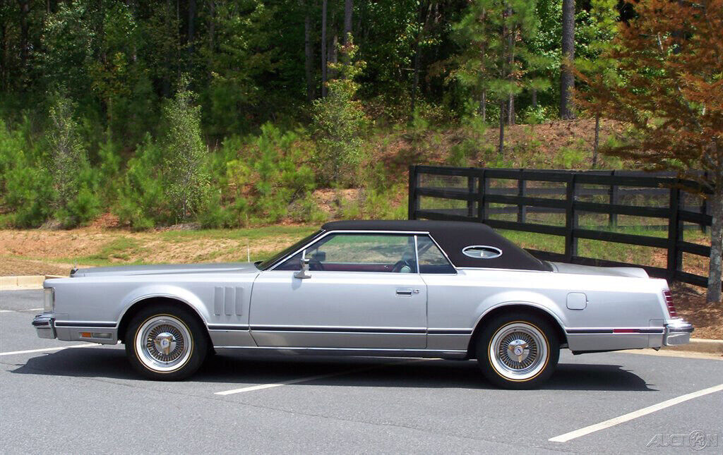 1978 Lincoln Mark V EMILIO PUCCI 7.5L 460 V8 4BBL SHARP PREMIUM COUPE HARDTOP - photo 5