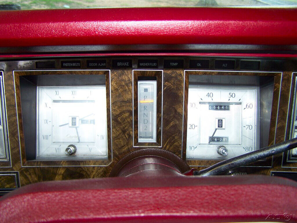 1978 Lincoln Mark V EMILIO PUCCI 7.5L 460 V8 4BBL SHARP PREMIUM COUPE HARDTOP - photo 9