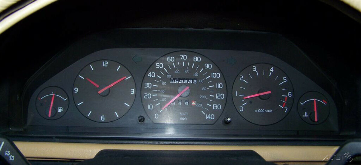 1992 Volvo 940 940 PREMIUM B230 INLINE 2.3L FUEL INJ 4CYL AUTO REAR WHEEL DRIVE - photo 7