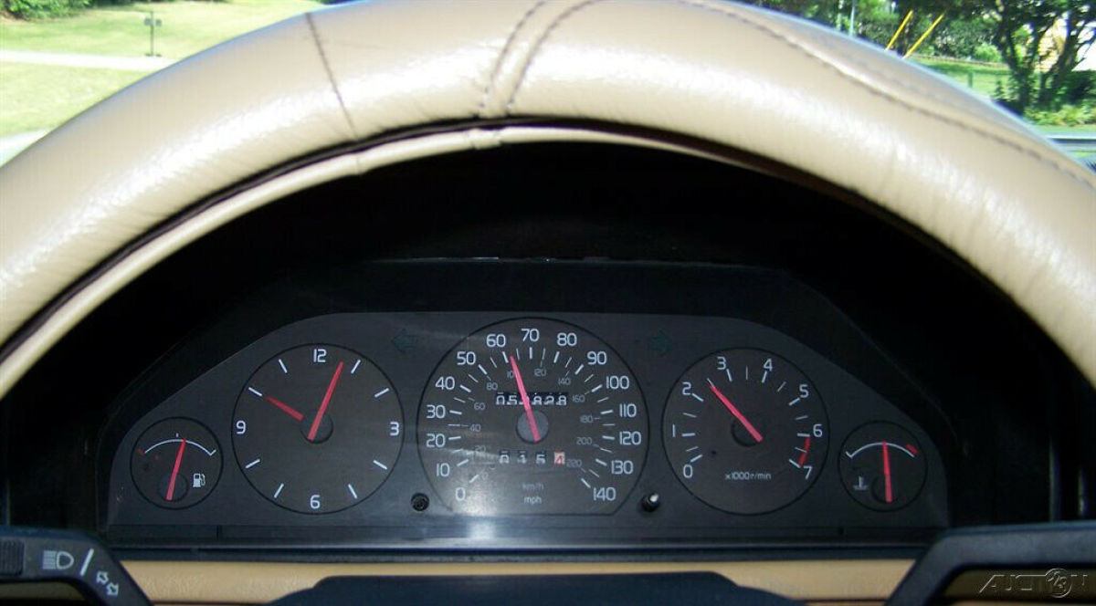 1992 Volvo 940 940 PREMIUM B230 INLINE 2.3L FUEL INJ 4CYL AUTO REAR WHEEL DRIVE - photo 9
