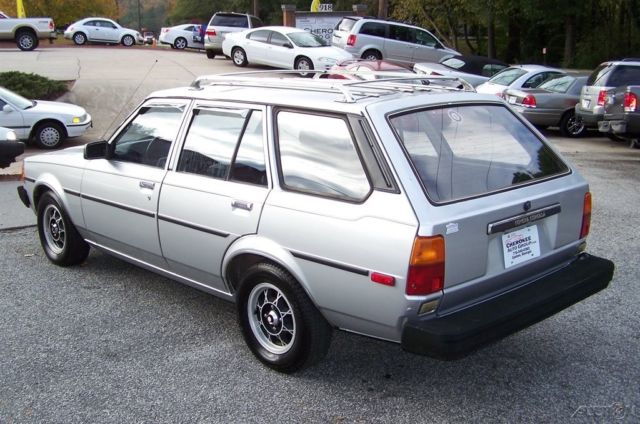 1983 Toyota Corolla DLX 598K 5-SPEED COLD AC TURN KEY READY TO GO RWD WAGON - photo 2
