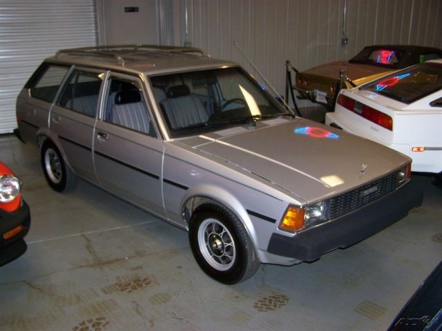 1983 Toyota Corolla DLX 598K 5-SPEED COLD AC TURN KEY READY TO GO RWD WAGON - photo 8