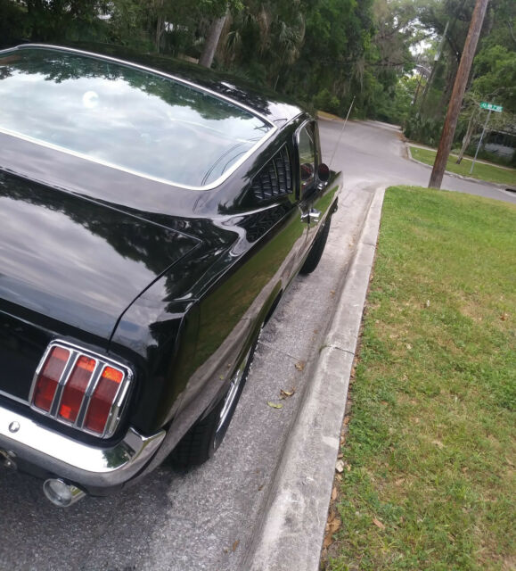 1965 Ford Mustang Fastback - photo 9