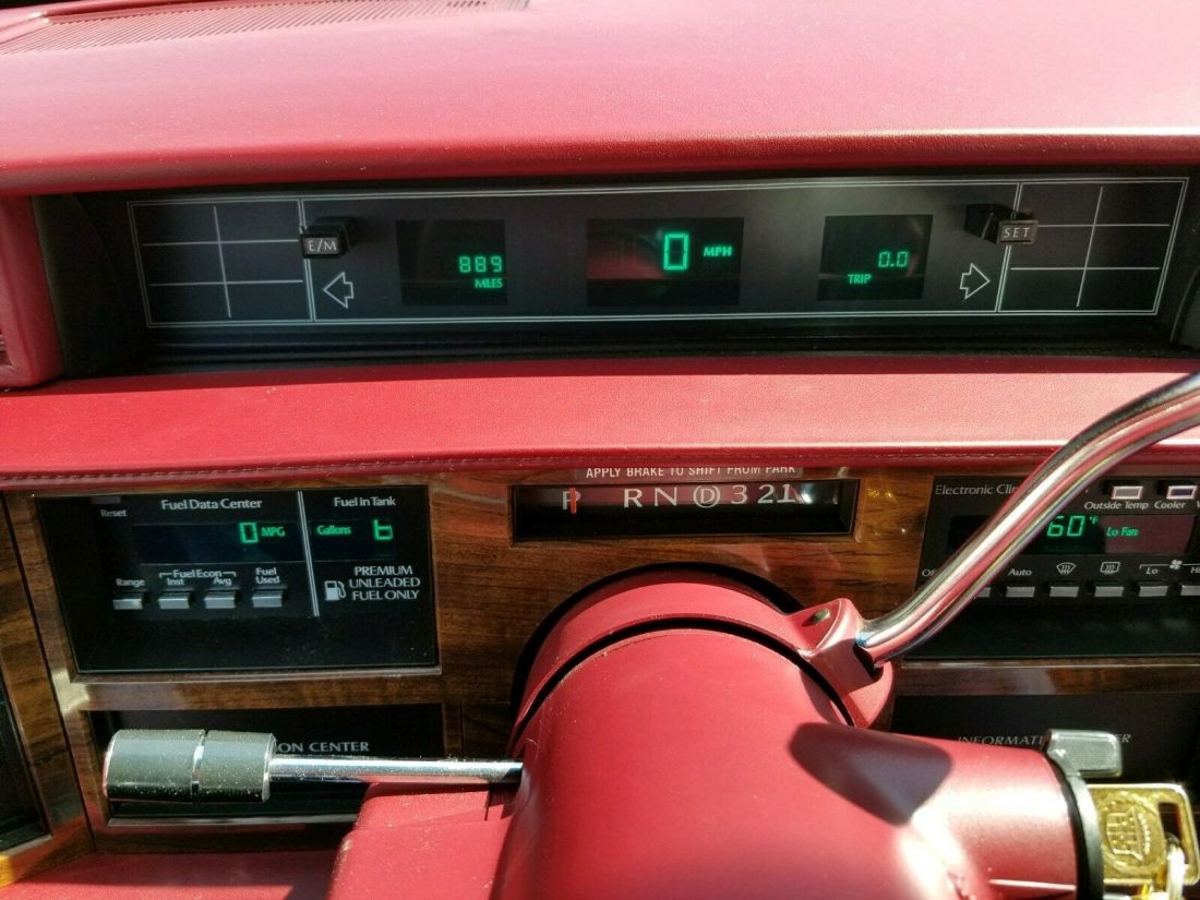 1993 Cadillac DeVille - photo 9