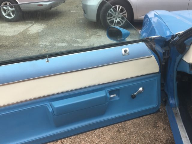 1975 Chevrolet El Camino Baby blue accent sky blue body - photo 5