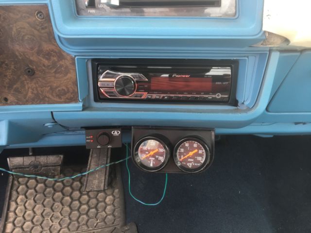 1975 Chevrolet El Camino Baby blue accent sky blue body - photo 8