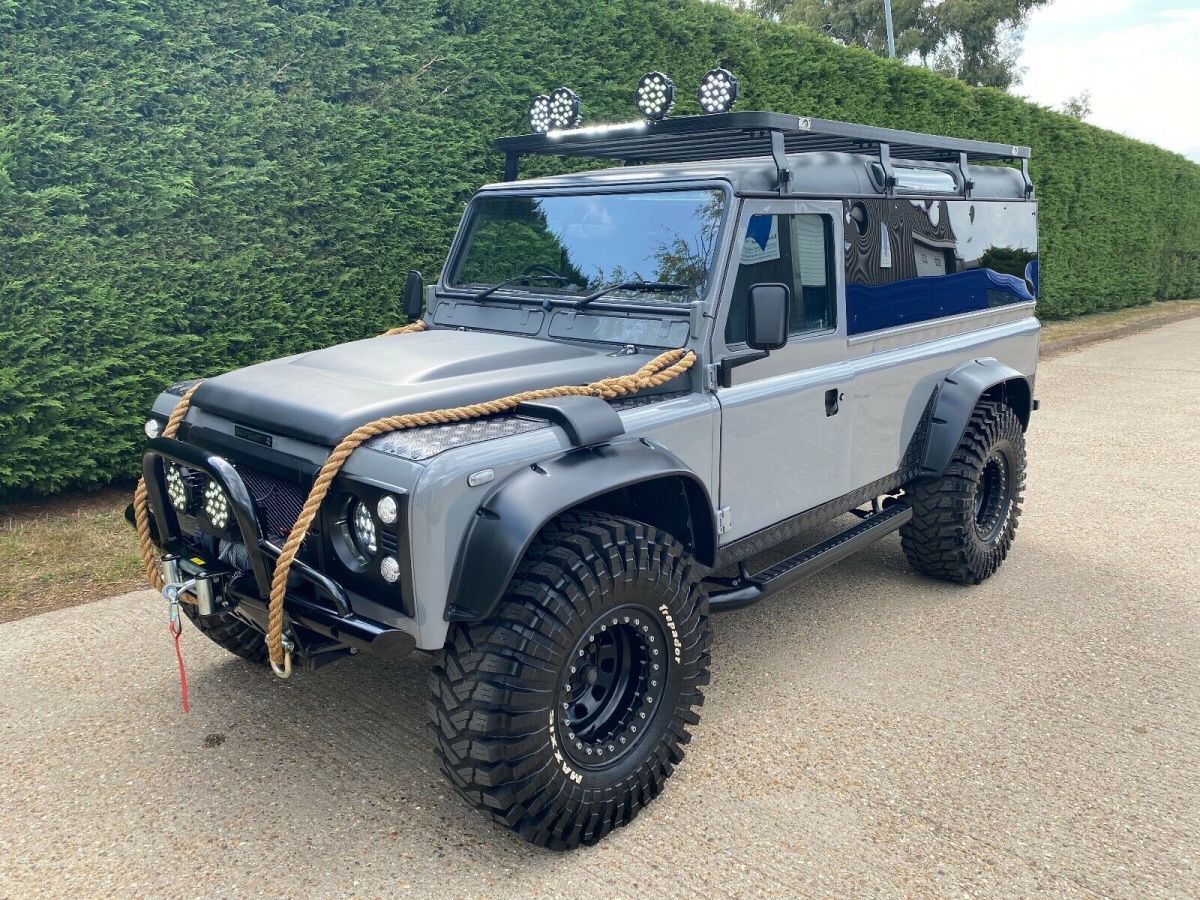 New A/C - 110 - 200 TDI - Turbo Diesel - 5 spd Manual 1989 Land Rover Defender