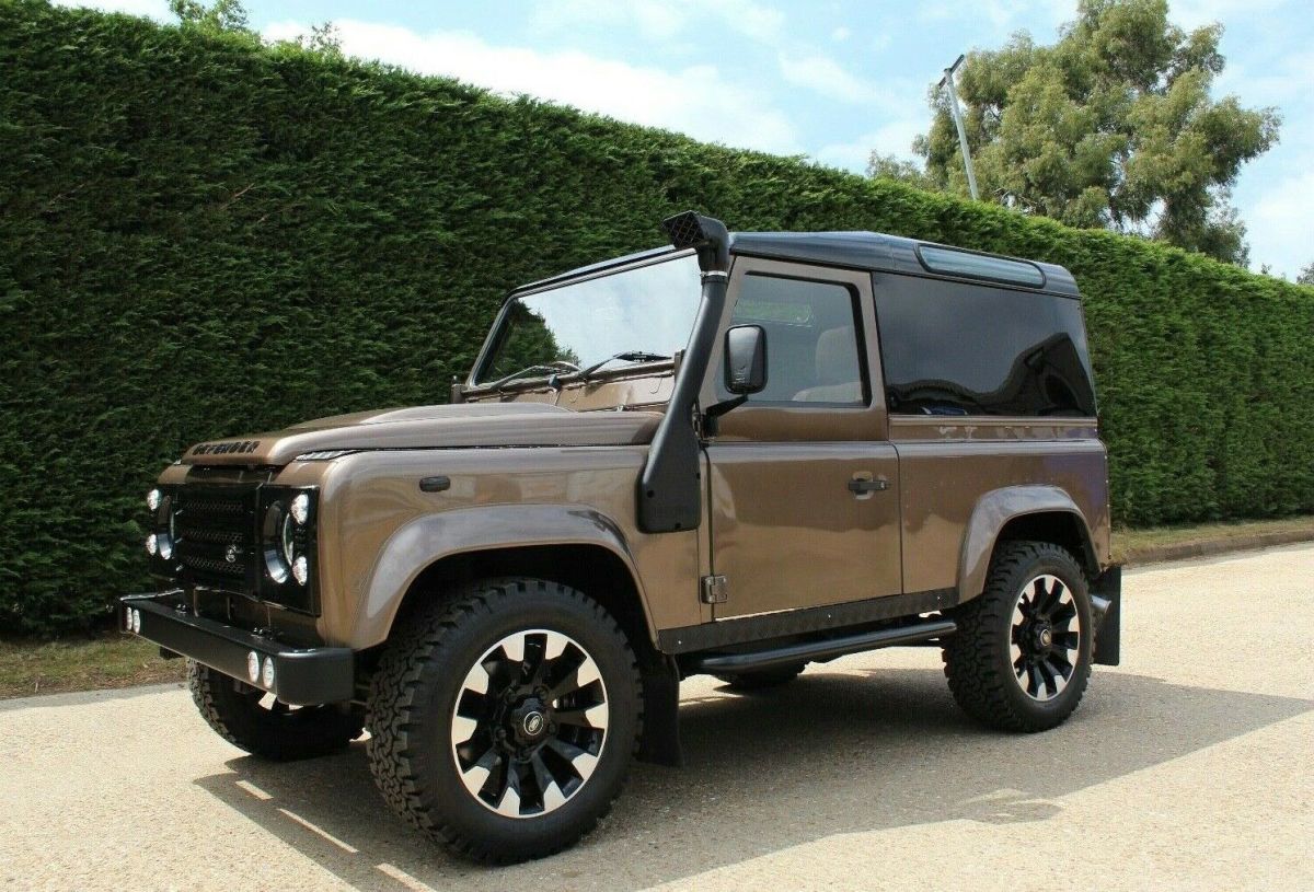 New A/C - 90 - 200 tdi - Turbo Diesel - 5 spd manual - 4wd 1991 Land Rover Defender