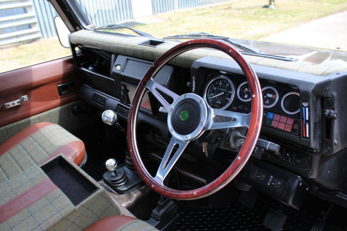 1991 Land Rover Defender - photo 11