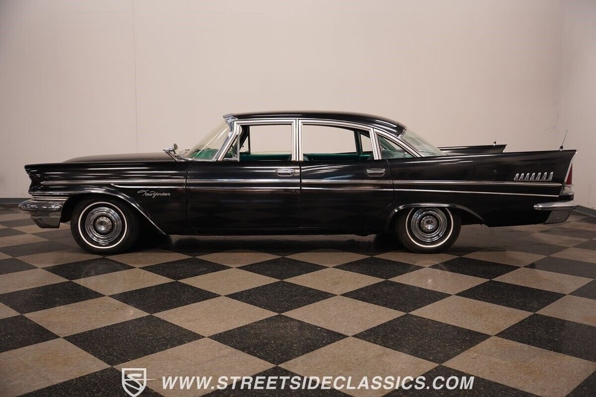 1957 Chrysler New Yorker - photo 3
