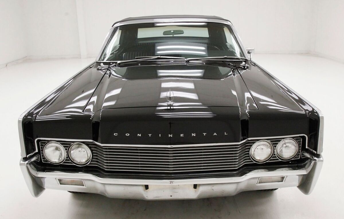 1966 Lincoln Continental Convertible - photo 11