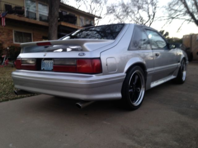 1991 Ford Mustang GT - photo 12