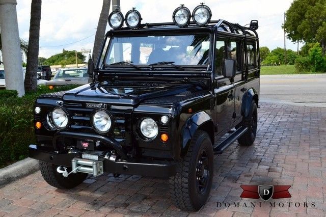New Chasis, Frame-Off Rebuild, Modernized, over 1,000 man hours, Automatic 1983 Land Rover Defender