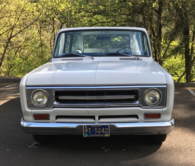 NEW ENGINE!-1969 International Travelall 2WD, Trailer Pkg, New tires, More 1969 International Harvester Travelall 1000 D 2WD - Tow Pkg