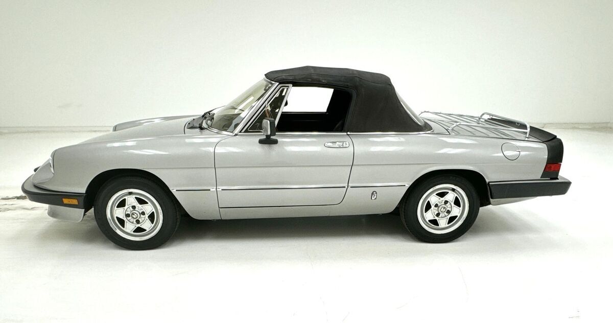 1984 Alfa Romeo Spider 2.0 - photo 3