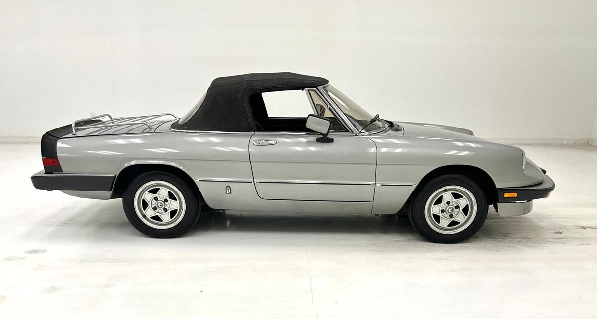 1984 Alfa Romeo Spider 2.0 - photo 9