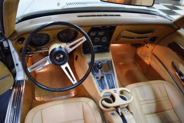 1976 Chevrolet Corvette STINGRAY - photo 2